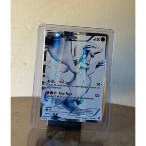 Reshiram 113/114 Black & White Base Full Art Holo Rare Pokemon Card - MP